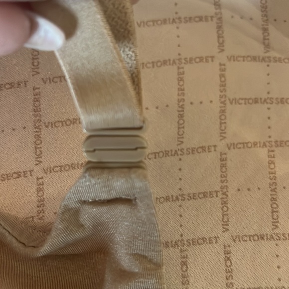 VS Wireless Bra 36D - Picture 4 of 5